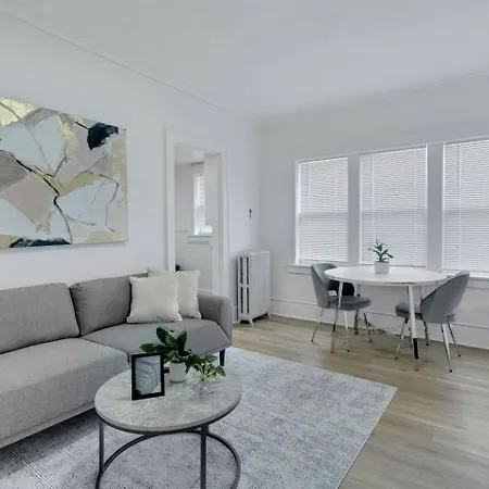 Charming & Elegant 1Bd1Bth I Rochester